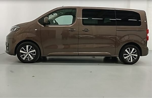 TOYOTA PROACE CITY VERSO -vendido- - Imatge 6