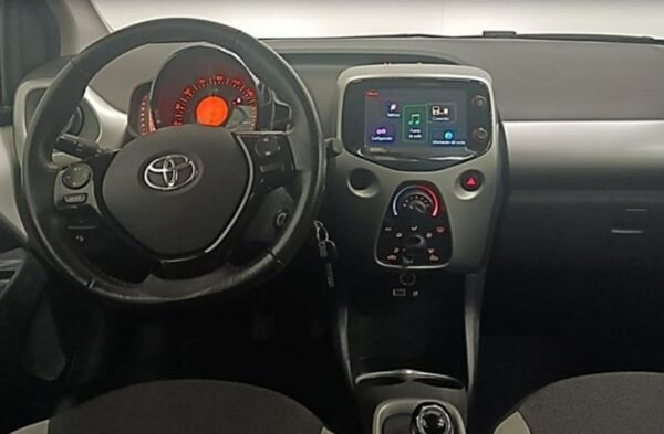 TOYOTA AYGO - Imatge 18