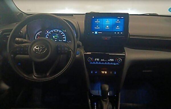 TOYOTA YARIS CROSS - Imatge 19