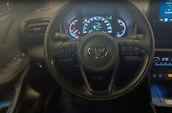 TOYOTA YARIS CROSS - Imagen 39