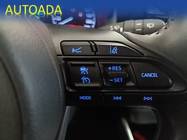 TOYOTA YARIS - Imagen 11