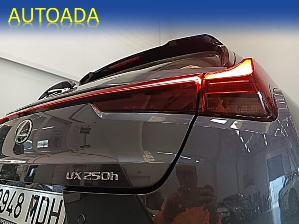 LEXUS UX - Imatge 9
