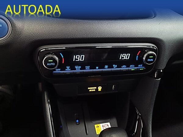 TOYOTA YARIS - Imagen 16