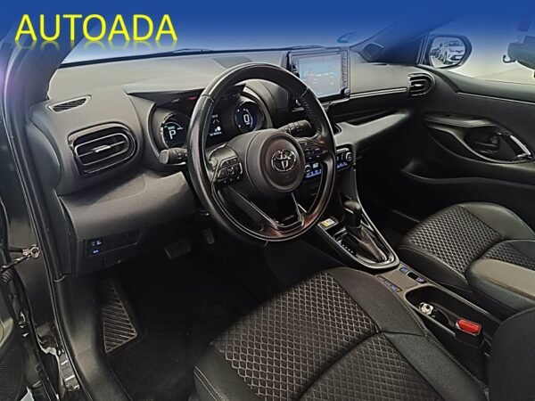 TOYOTA YARIS - Imagen 18
