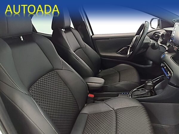 TOYOTA YARIS - Imagen 33