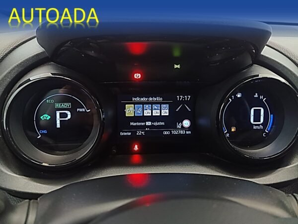 TOYOTA YARIS - Imagen 33