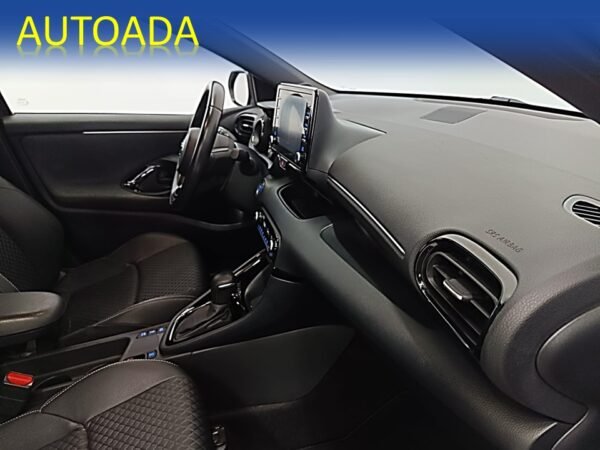 TOYOTA YARIS - Imagen 10