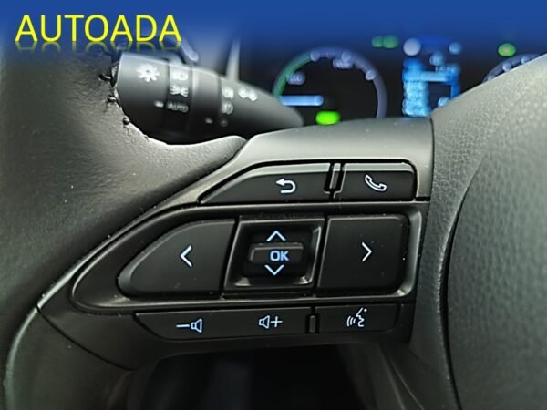 TOYOTA YARIS - Imagen 13