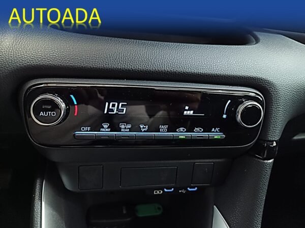 TOYOTA YARIS - Imagen 14