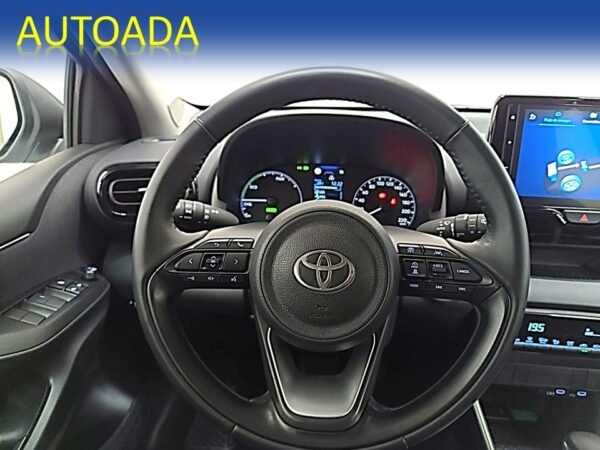 TOYOTA YARIS - Imagen 16
