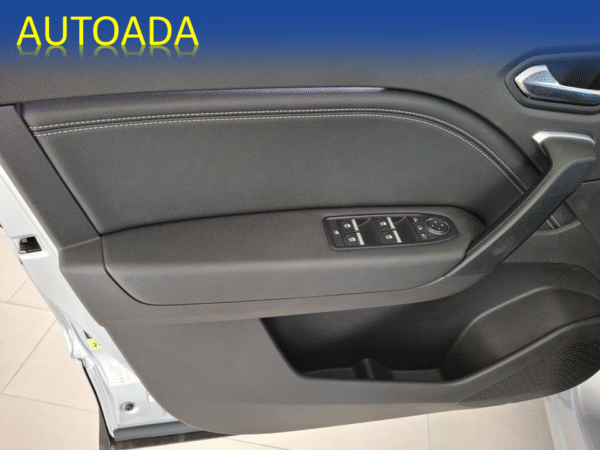RENAULT CAPTUR - Imagen 19