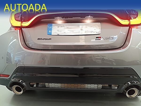 TOYOTA YARIS - Imagen 10