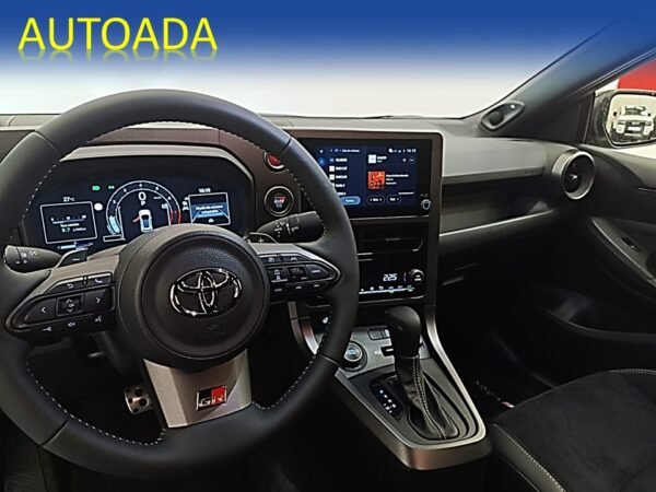 TOYOTA YARIS - Imagen 15
