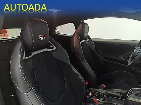 TOYOTA YARIS - Imagen 17