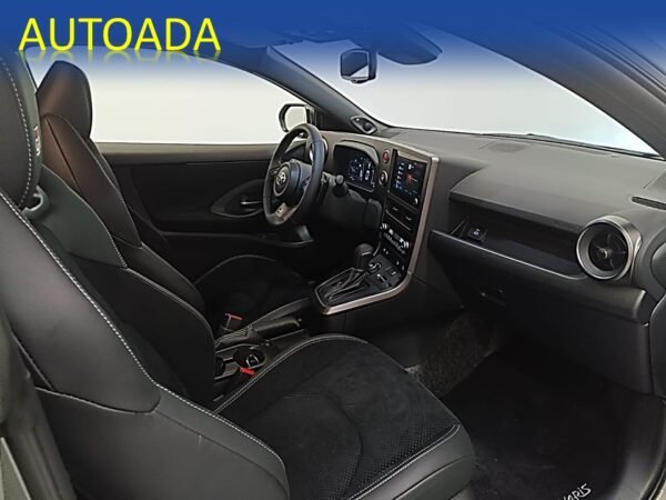 TOYOTA YARIS - Imagen 19