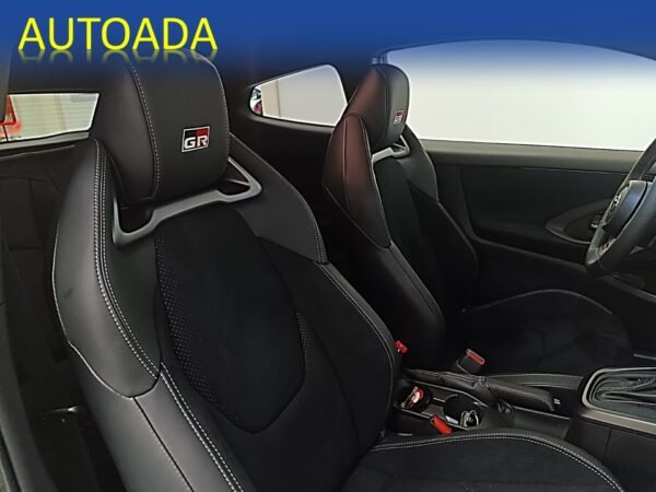 TOYOTA YARIS - Imagen 21