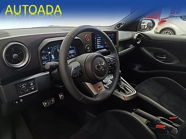 TOYOTA YARIS - Imagen 22