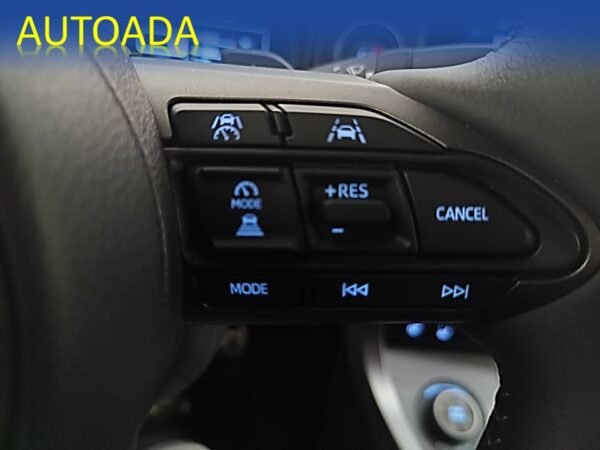 TOYOTA YARIS - Imagen 24