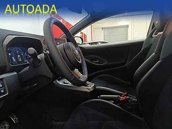 TOYOTA YARIS - Imagen 37