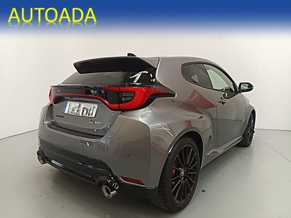 TOYOTA YARIS - Imagen 9