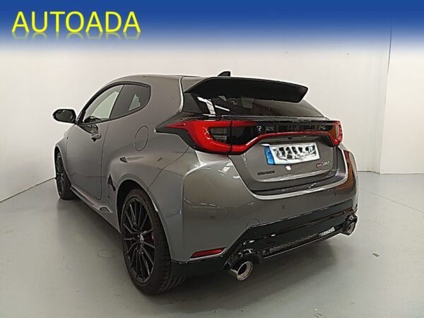 TOYOTA YARIS - Imagen 8